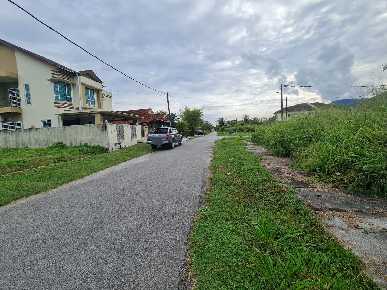 Ejen Hartanah Ipoh-Tanah Lot Banglo RPT Jelapang Height Ipoh Perak