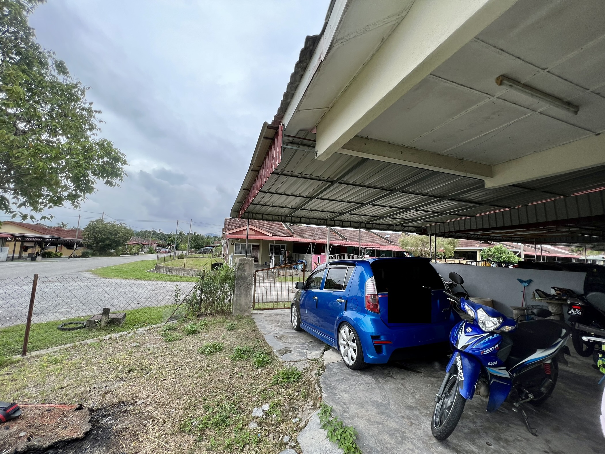 39E9A9BC-EDE7-4BCE-A957-4DA1033FF278