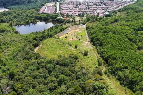 Ejen Hartanah Seri Iskandar-Tanah Pertanian Untuk Dijual