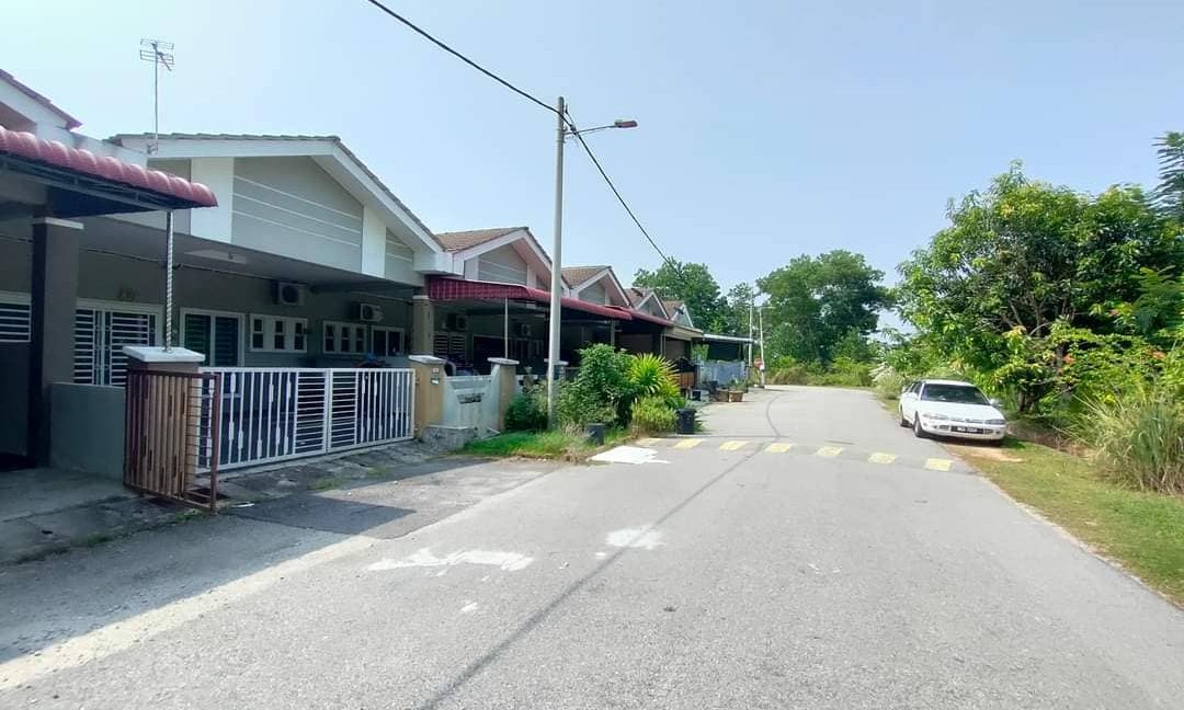 RUMAH TERES FREEHOLD DI KUALA KANGSAR UNTUK DIJUAL!! 15