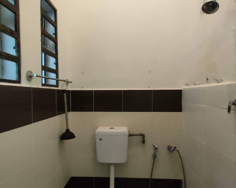 RUMAH TERES FREEHOLD DI KUALA KANGSAR UNTUK DIJUAL!! (2)