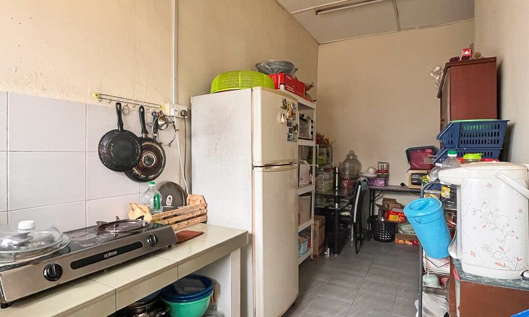 teres-untuk-dijual-taman-mas-chepor-perak-09