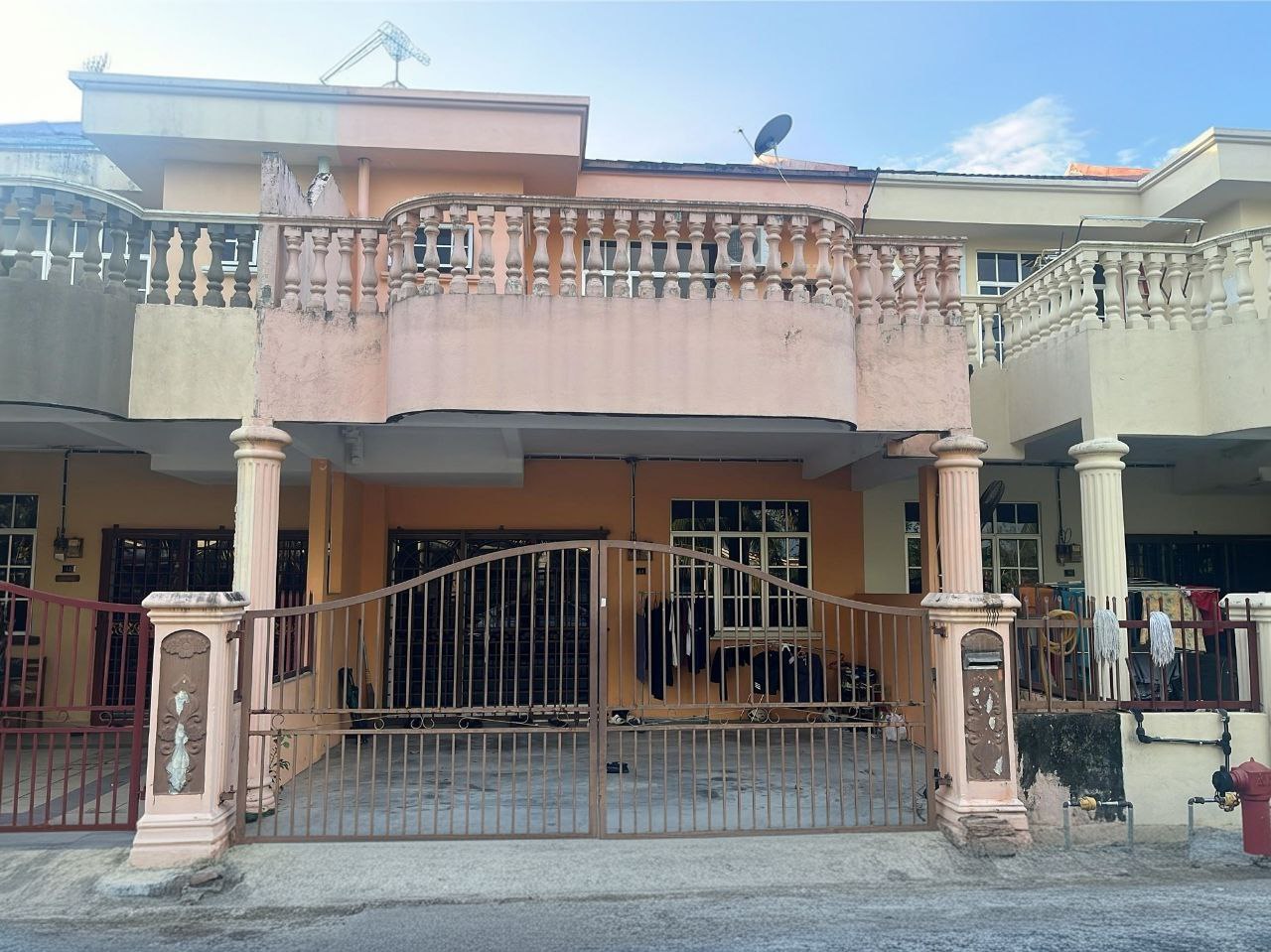 Rumah Fully Furnished Di Taman Wangsa Setia, Tanjong Malim Untuk Dijual.