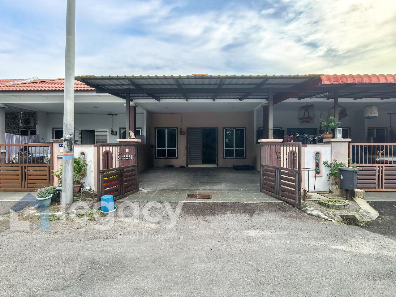 Rumah Teres Setingkat Untuk Dijual Di Taman Seri Wangsa 2, Seri Manjung, Perak!
